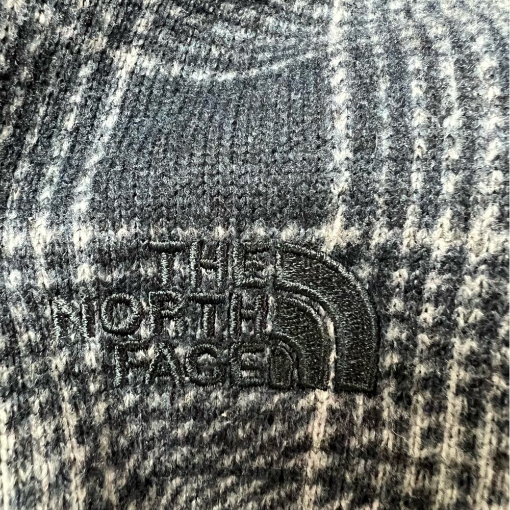 The North Face Women’s Plaid Fleece Poncho Cape Wrap Size Medium - Picture 8 of 10